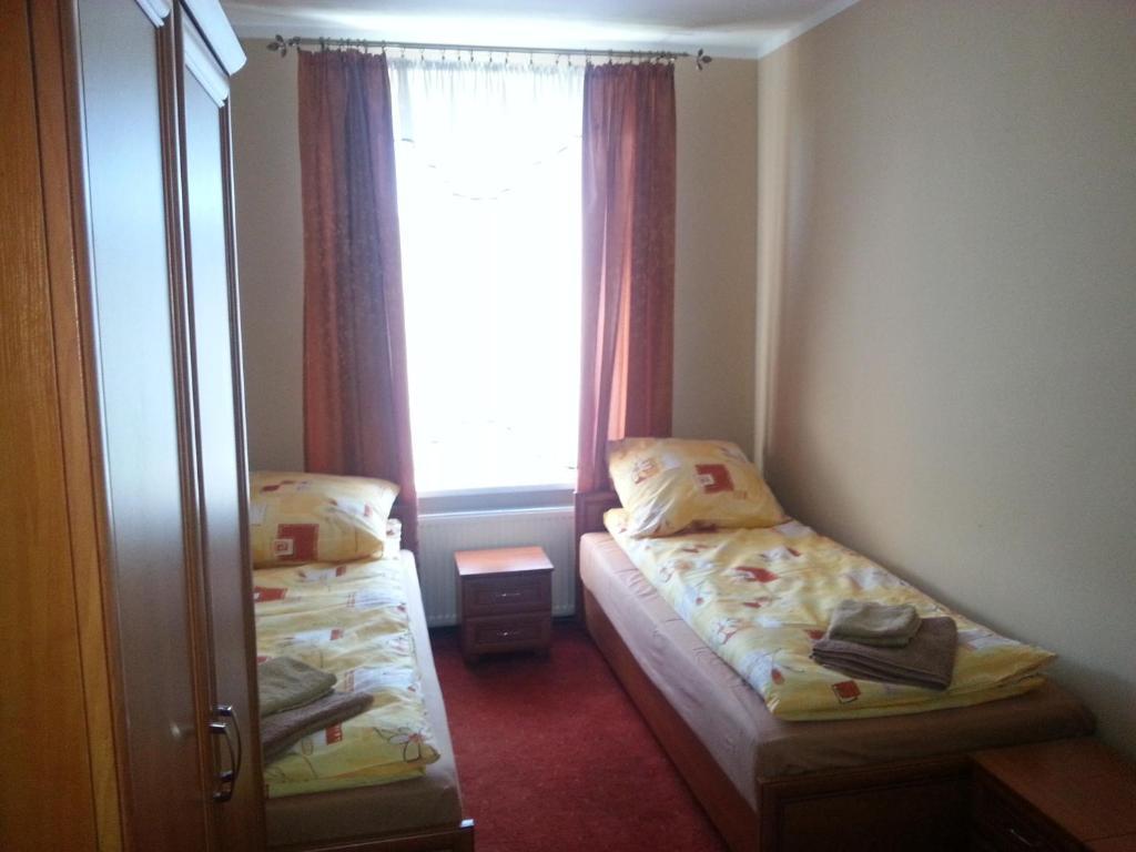 Hotelik Parkowy Legnica Værelse billede