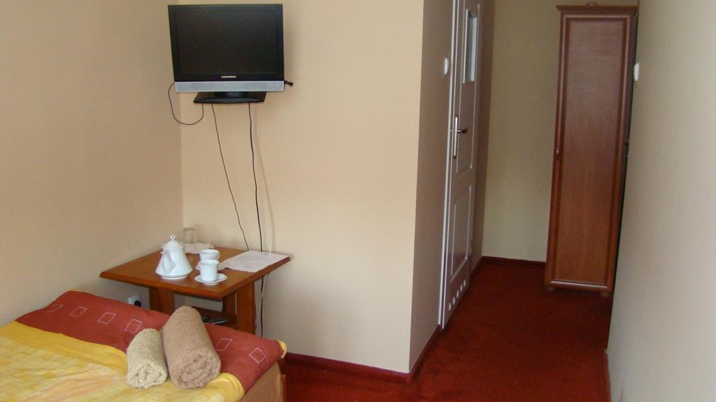 Hotelik Parkowy Legnica Værelse billede